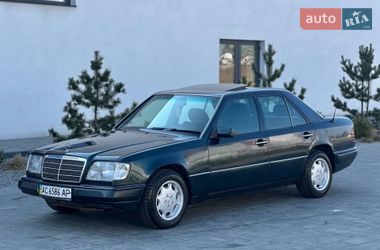 Седан Mercedes-Benz E-Class 1995 в Луцке