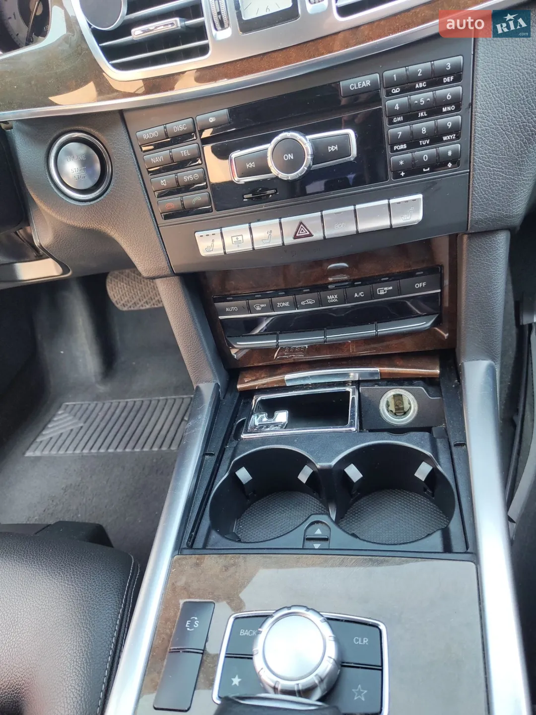 2013 Mercedes-Benz E-klasse - мініатюра 32