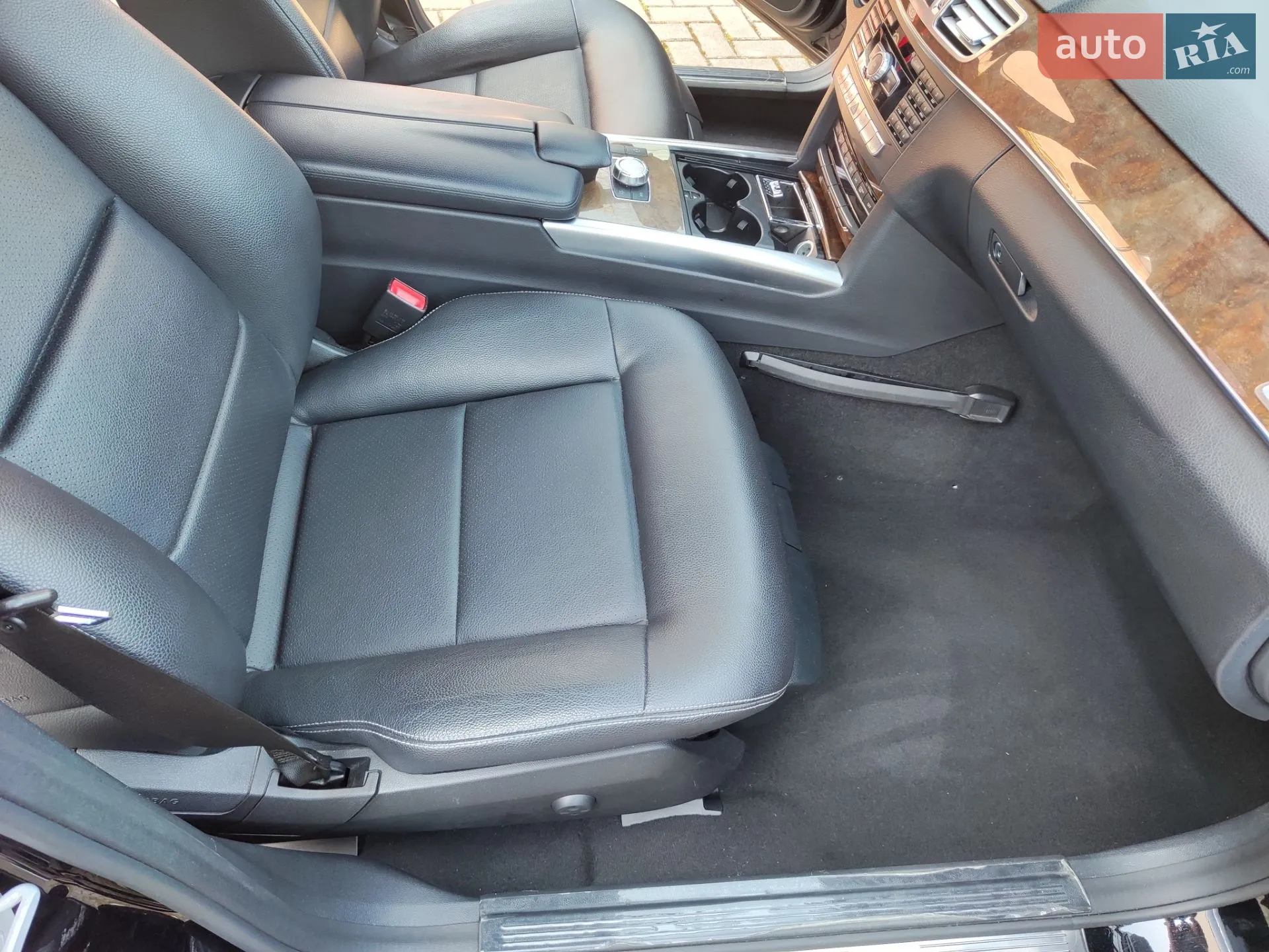2013 Mercedes-Benz E-klasse - мініатюра 44