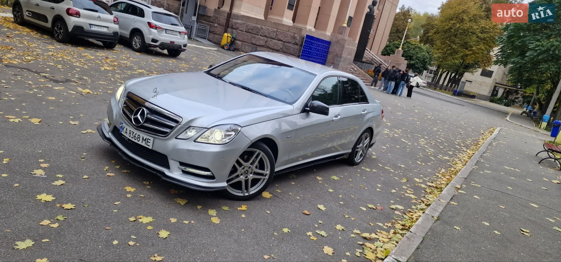 2011 Mercedes-Benz E-klasse - фото 1