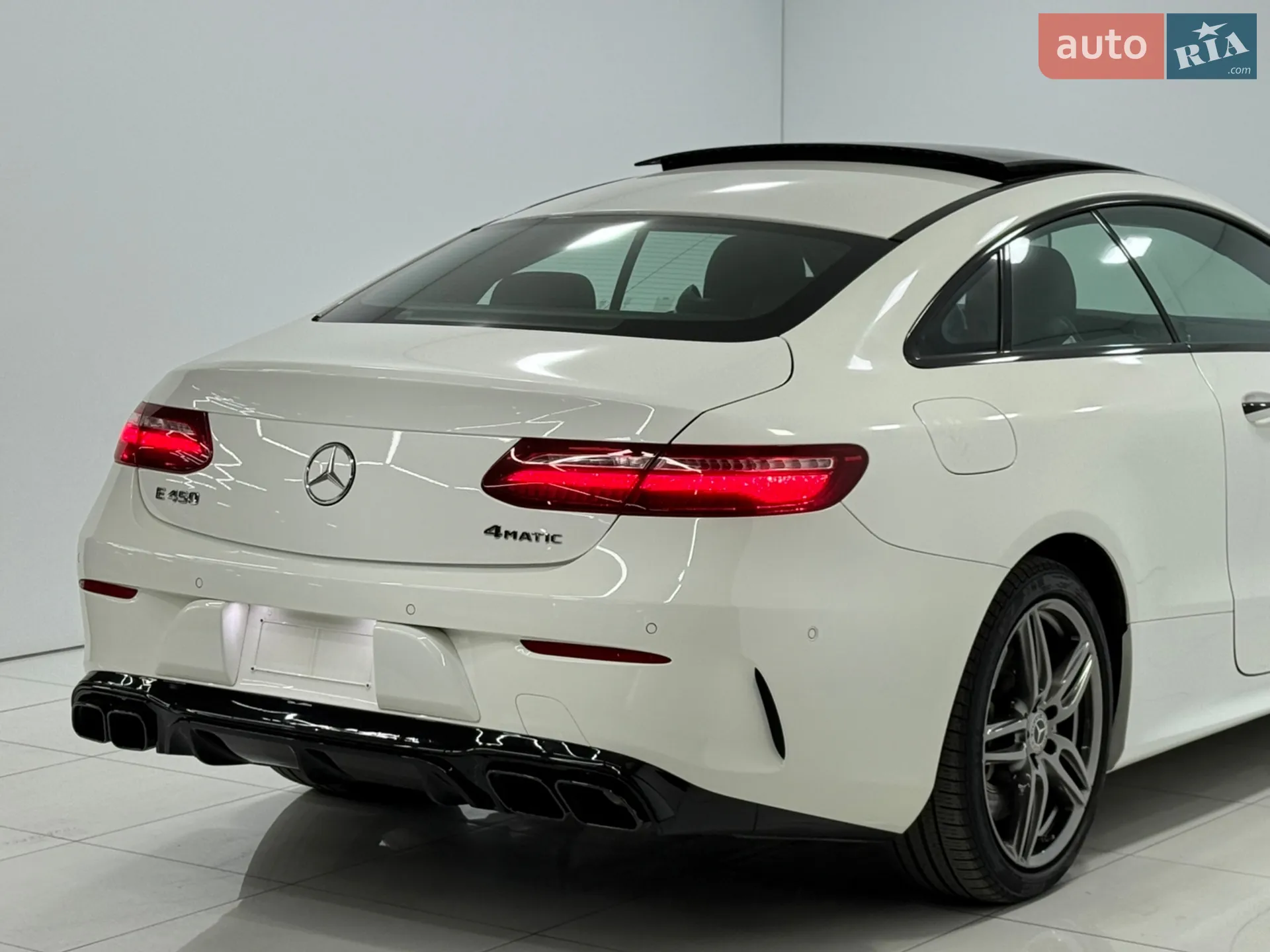 Mercedes-Benz E-Class 2019 VIN W1K1J6JB3LF132228 фото оголошення 11 з 28