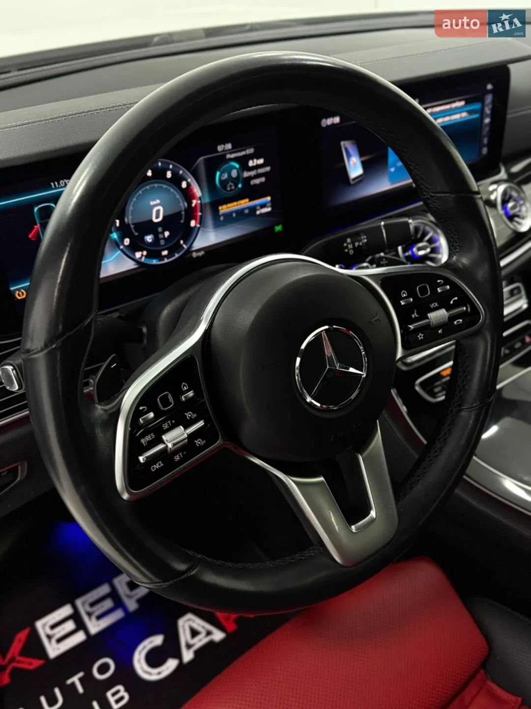 Mercedes-Benz E-Class 2019 VIN W1K1J6JB3LF132228 фото оголошення 13 з 28