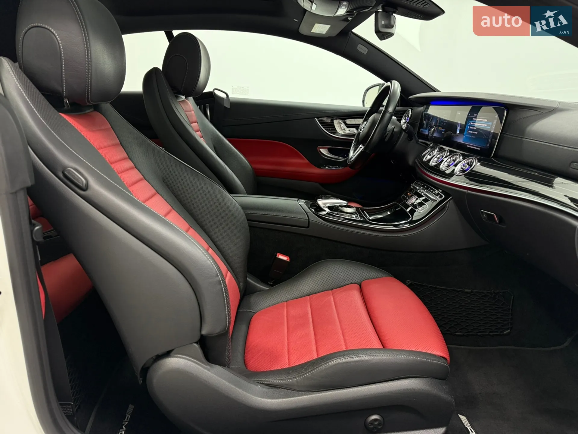 Mercedes-Benz E-Class 2019 VIN W1K1J6JB3LF132228 фото оголошення 21 з 28