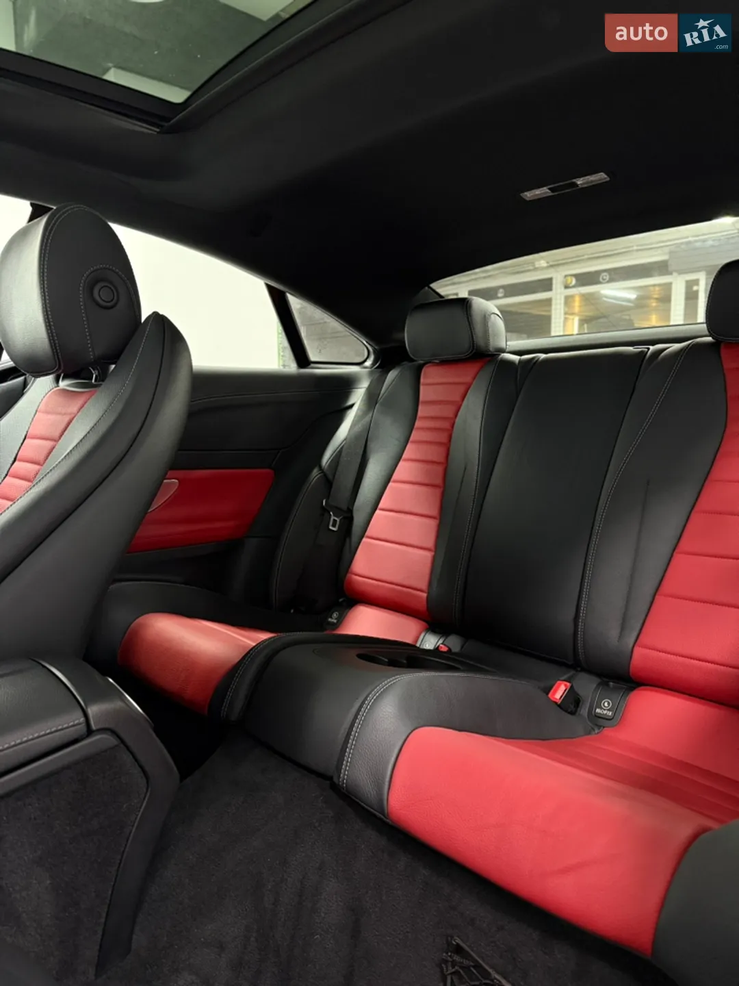 Mercedes-Benz E-Class 2019 VIN W1K1J6JB3LF132228 фото оголошення 26 з 28