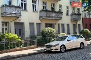 Универсал Mercedes-Benz E-Class 2015 в Днепре