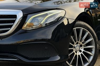 Седан Mercedes-Benz E-Class 2016 в Киеве