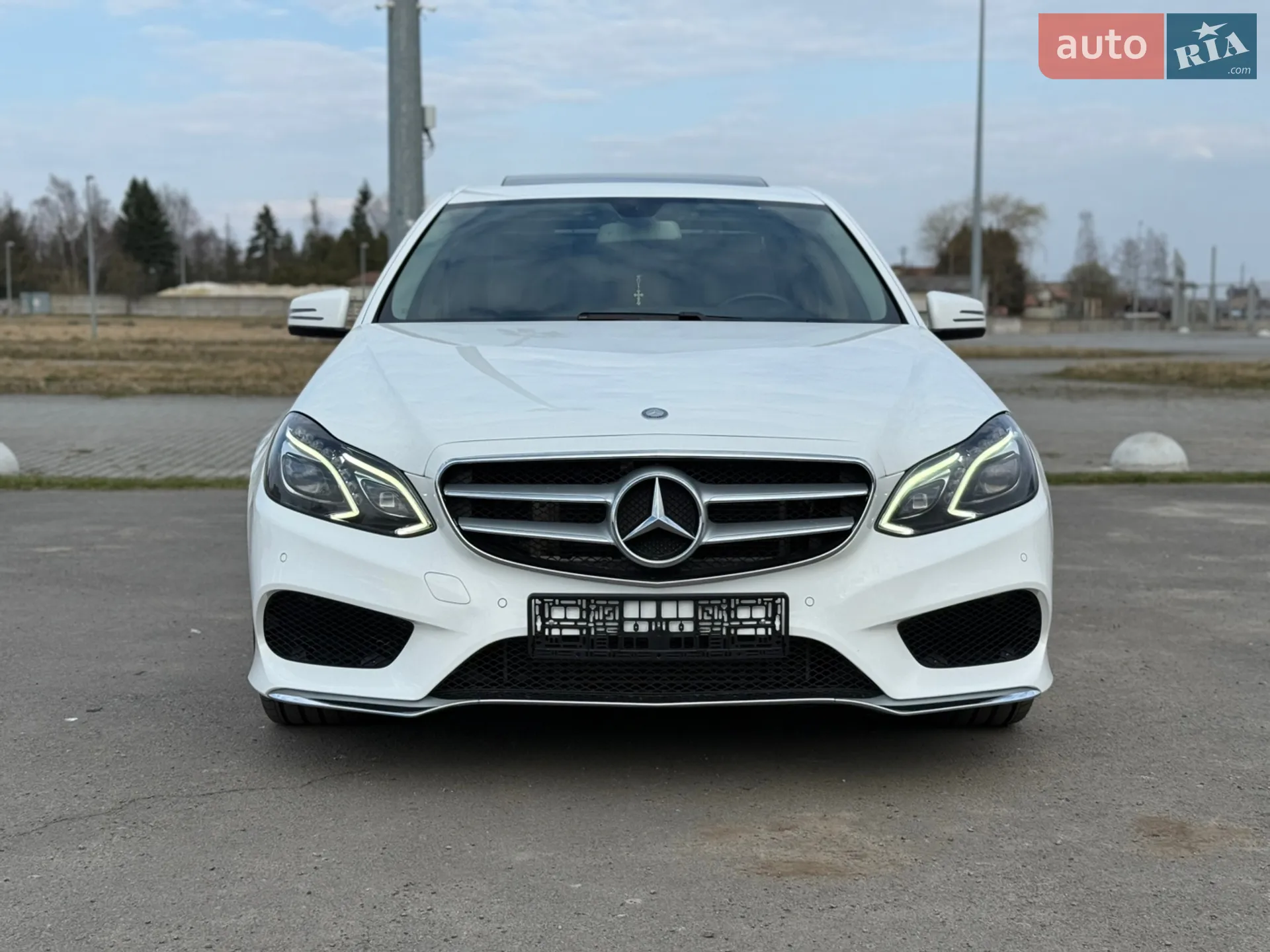 2015 Mercedes-Benz E-klasse - мініатюра 23