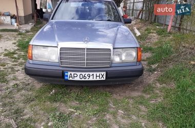Седан Mercedes-Benz E-Class 1988 в Виноградові