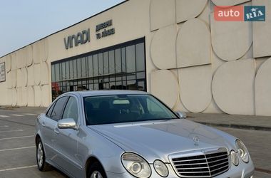 Седан Mercedes-Benz E-Class 2007 в Луцке