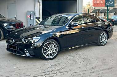 Седан Mercedes-Benz E-Class 2022 в Киеве