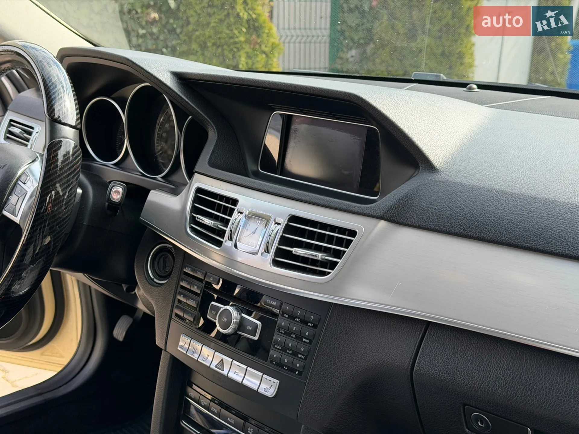 2015 Mercedes-Benz E-klasse - мініатюра 30
