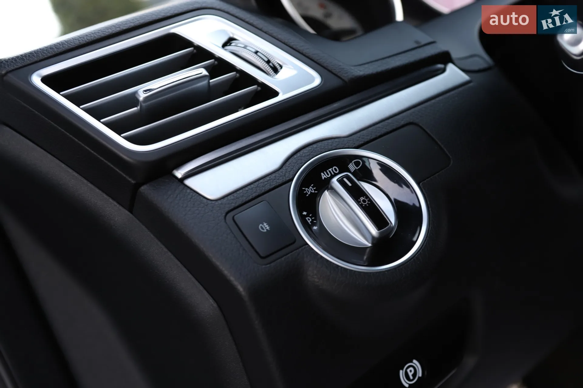 2015 Mercedes-Benz E-klasse - мініатюра 53