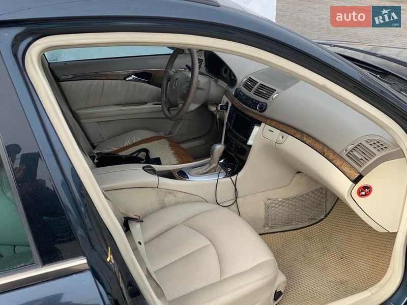 Универсал Mercedes-Benz E-Class 2004 в Джурове