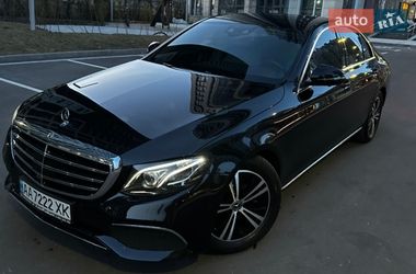 Седан Mercedes-Benz E-Class 2019 в Києві