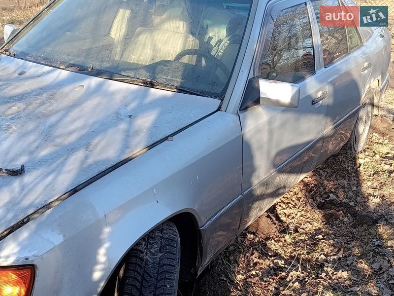 Седан Mercedes-Benz E-Class 1986 в Львове фото 2 Седан Mercedes-Benz E-Class 1986 в Львове