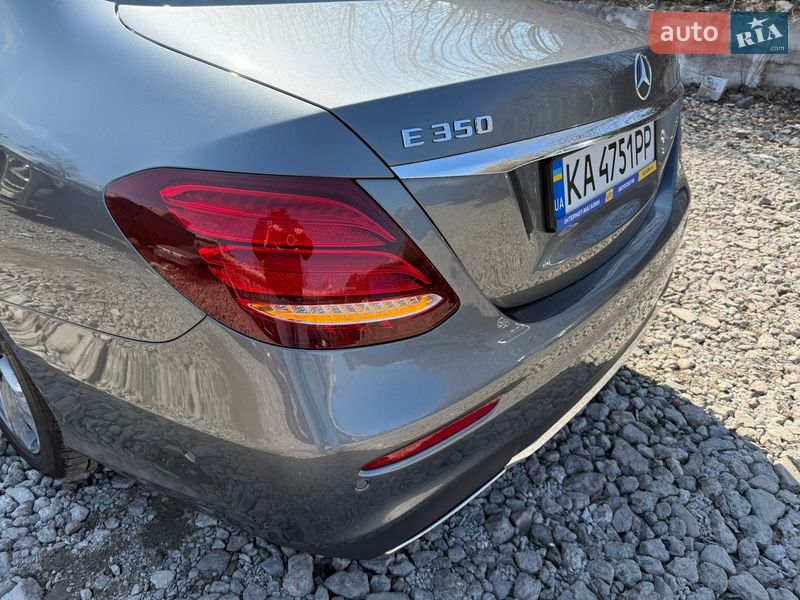 Седан Mercedes-Benz E-Class 2019 в Киеве