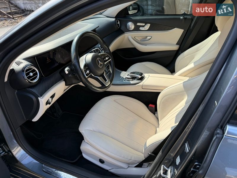Седан Mercedes-Benz E-Class 2019 в Киеве