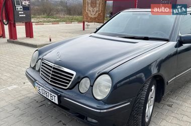 Седан Mercedes-Benz E-Class 2000 в Чернівцях