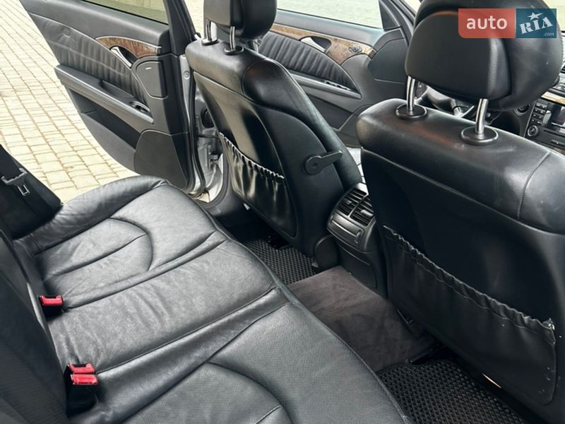 Седан Mercedes-Benz E-Class 2004 в Одессе