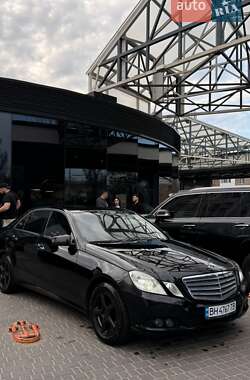 Седан Mercedes-Benz E-Class 2011 в Первомайске