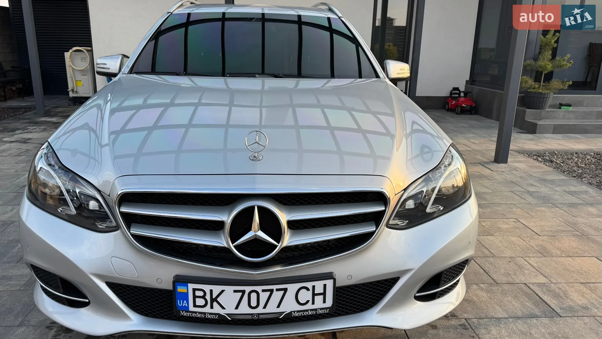 2013 Mercedes-Benz E-klasse - мініатюра 6