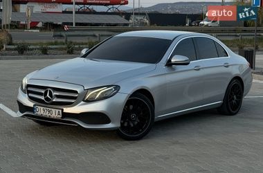 Седан Mercedes-Benz E-Class 2016 в Ужгороді