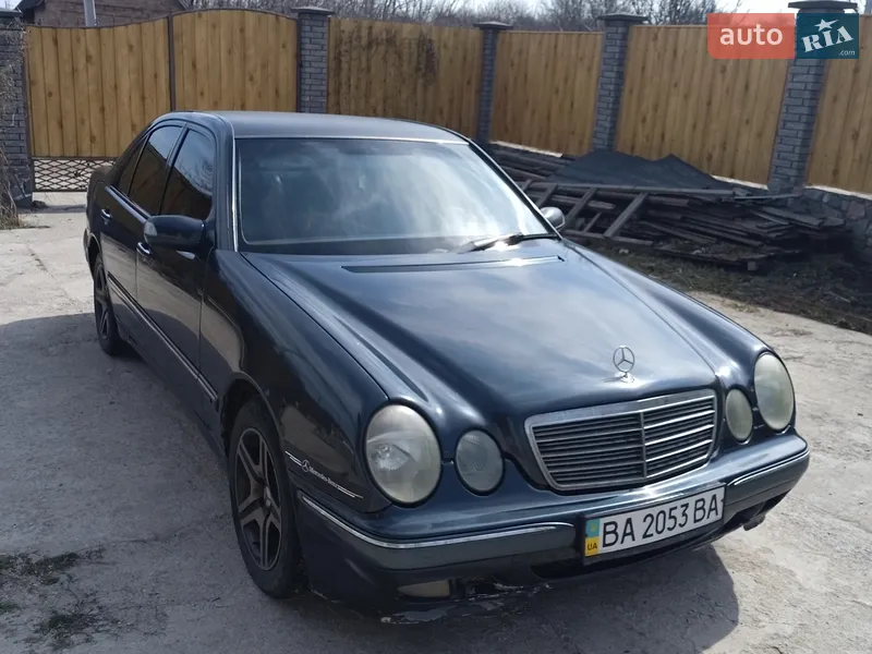 Mercedes-Benz E-Class 2002