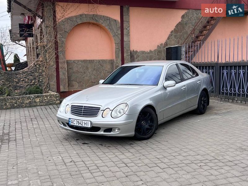 Mercedes-Benz E-Class 2003