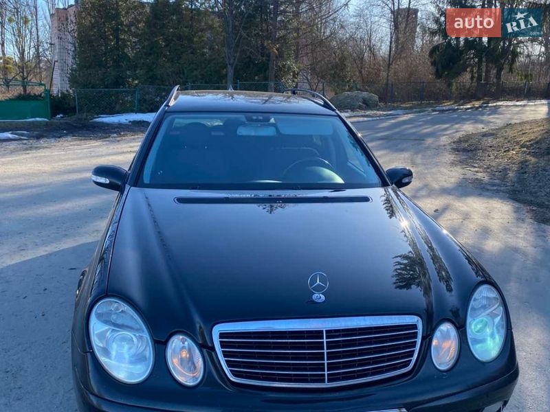 Mercedes-Benz E-Class 2004