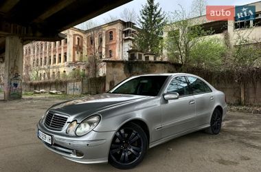 Седан Mercedes-Benz E-Class 2004 в Мукачевому