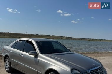 Седан Mercedes-Benz E-Class 2005 в Одессе
