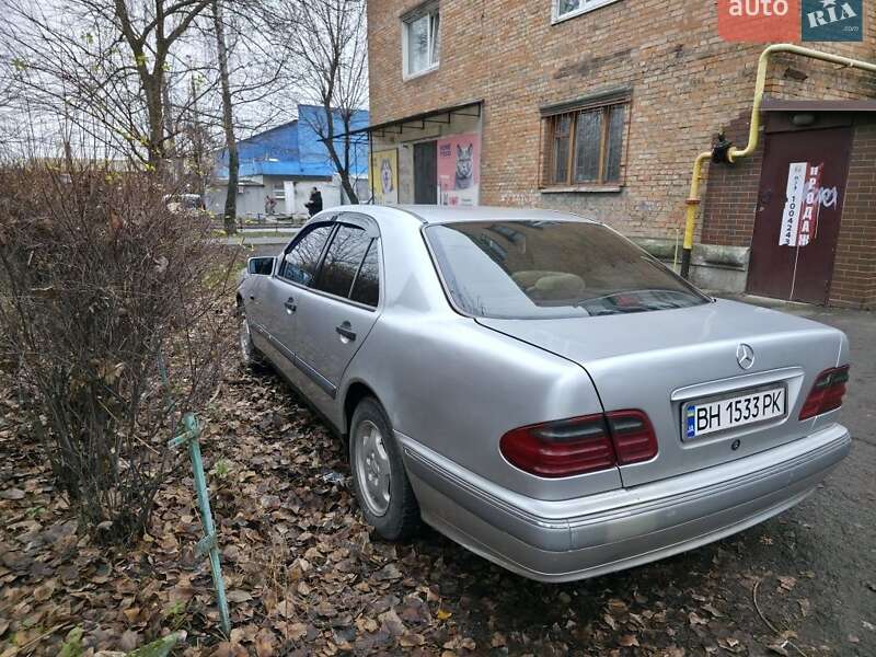 Mercedes-Benz E-Class 1997