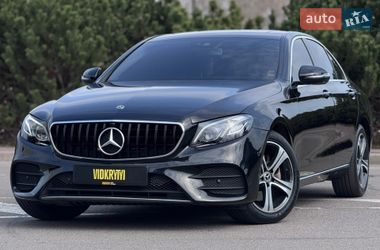 Седан Mercedes-Benz E-Class 2019 в Киеве