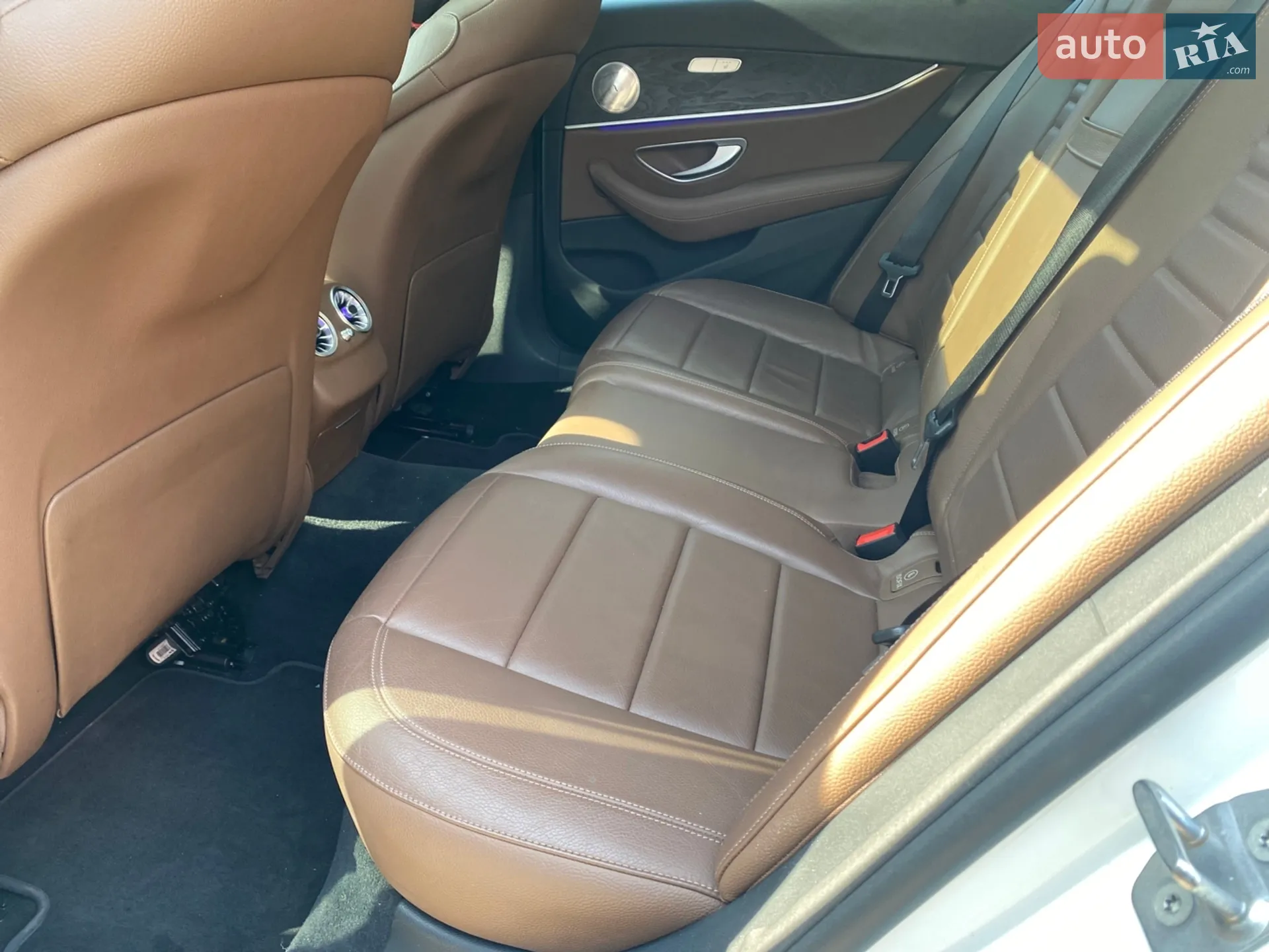 2016 Mercedes-Benz E-klasse - мініатюра 30