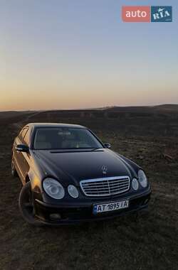 Седан Mercedes-Benz E-Class 2003 в Львове