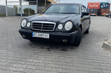 Седан Mercedes-Benz E-Class 1996 в Луцьку