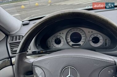 Седан Mercedes-Benz E-Class 2002 в Києві