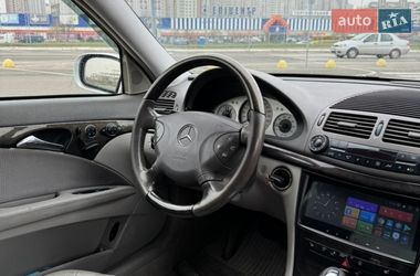 Седан Mercedes-Benz E-Class 2002 в Києві