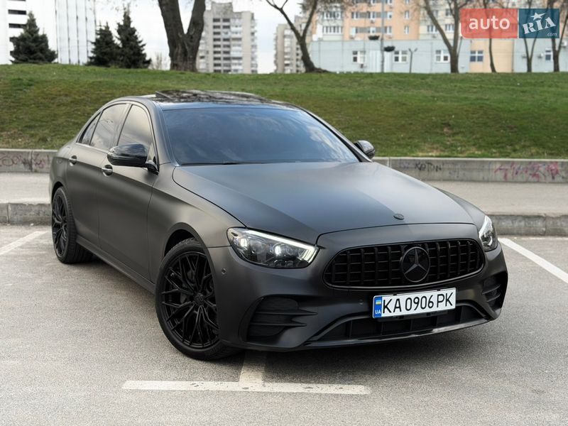 Седан Mercedes-Benz E-Class 2016 в Киеве