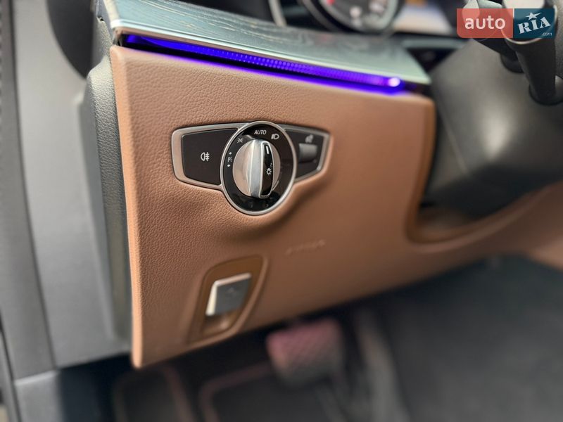 Седан Mercedes-Benz E-Class 2016 в Киеве