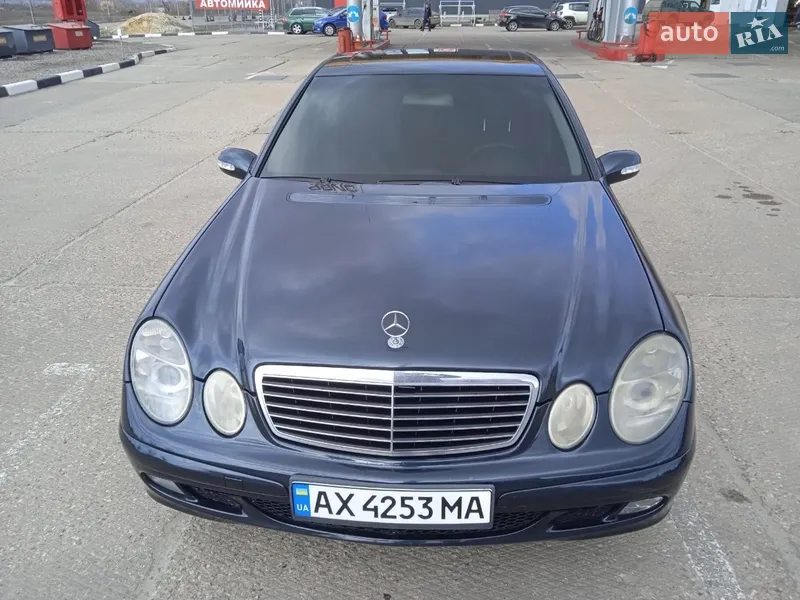 Mercedes-Benz E-Class 2002