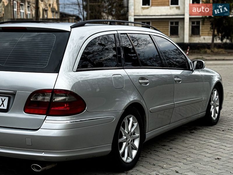 Универсал Mercedes-Benz E-Class 2003 в Черновцах