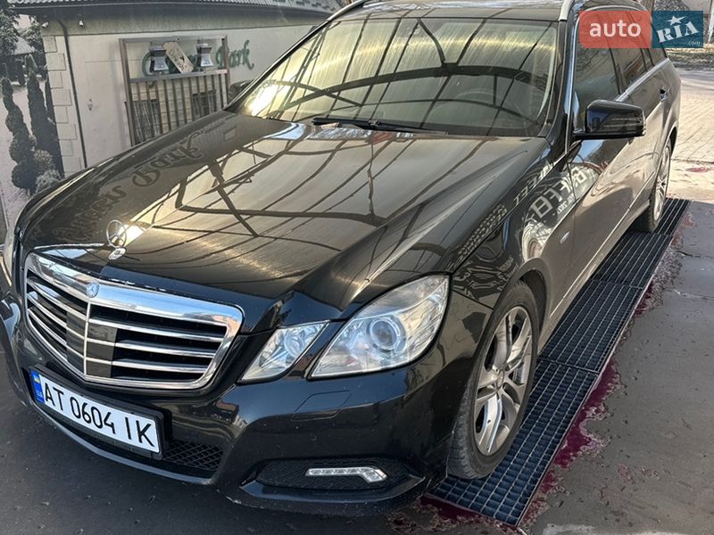 Mercedes-Benz E-Class 2010