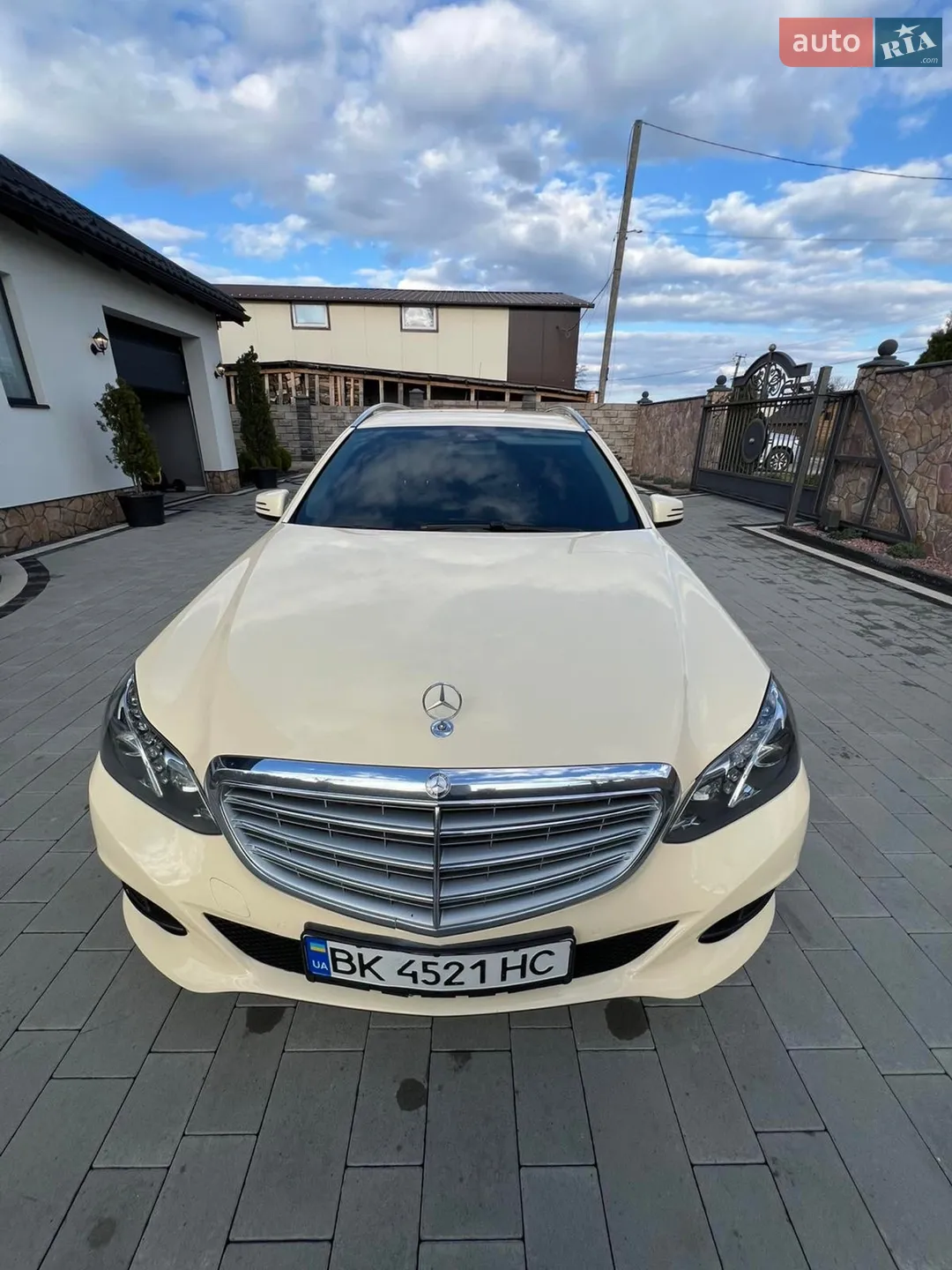 2014 Mercedes-Benz E-klasse - мініатюра 3