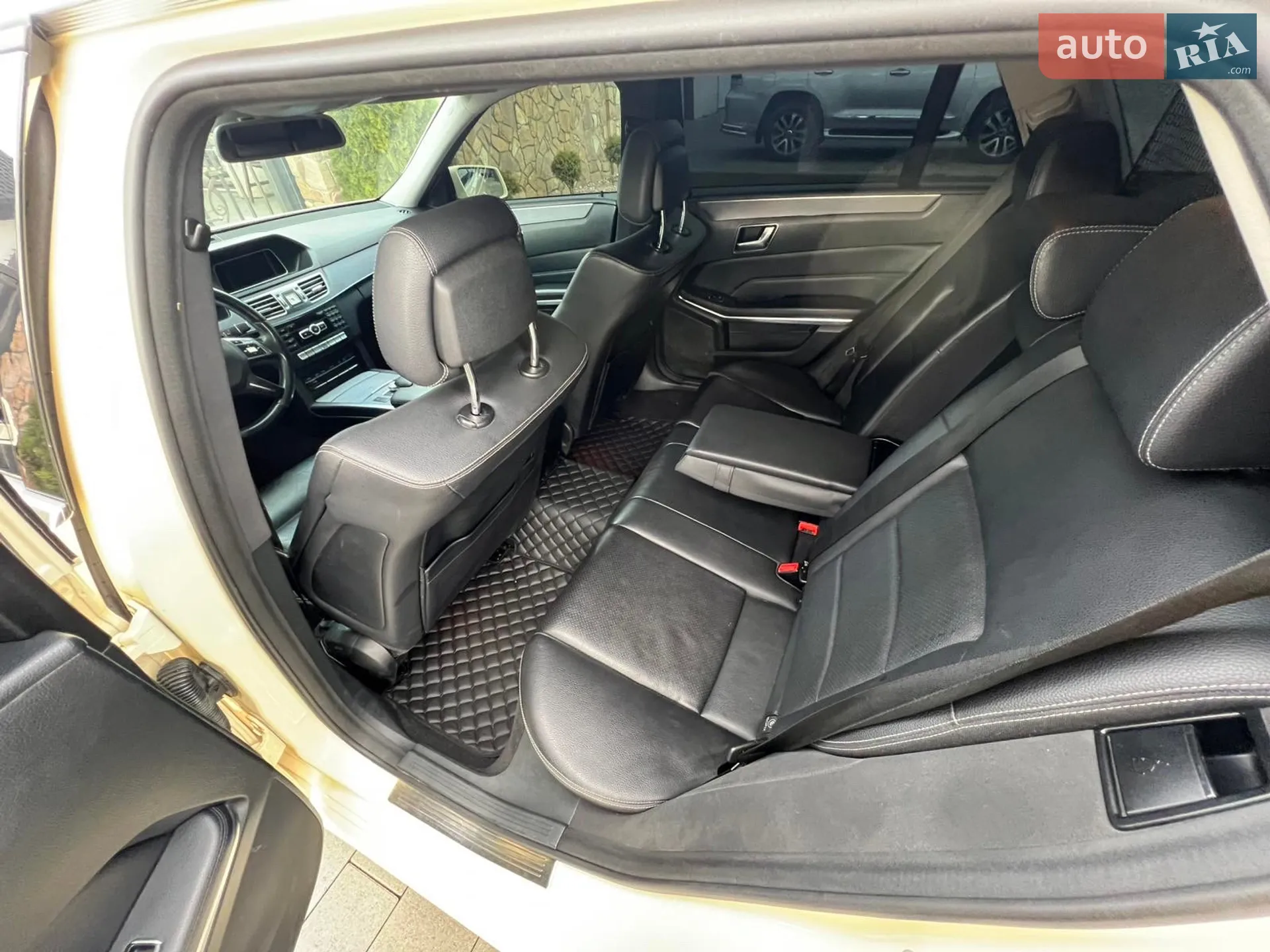 2014 Mercedes-Benz E-klasse - мініатюра 40