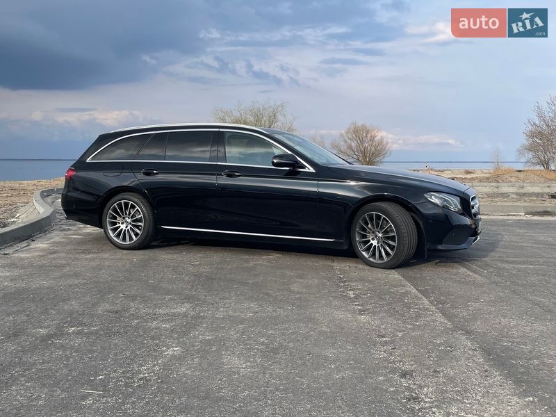 Универсал Mercedes-Benz E-Class 2016 в Черкассах