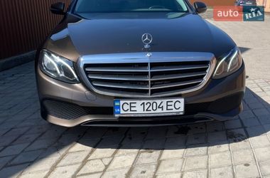 Седан Mercedes-Benz E-Class 2016 в Черновцах