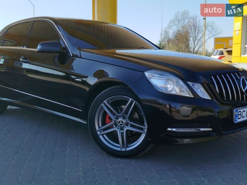 Mercedes-Benz E-Class 2011