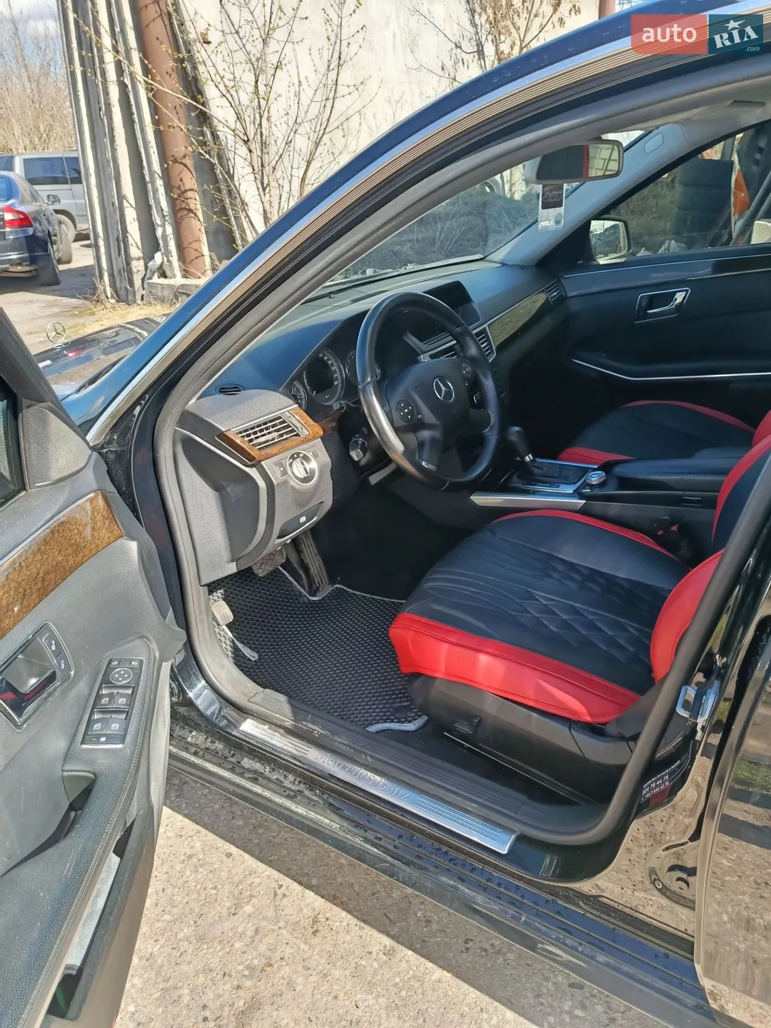 2011 Mercedes-Benz E-klasse - мініатюра 14