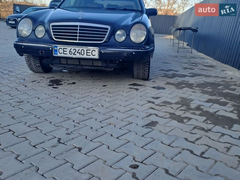 Mercedes-Benz E-Class 2000